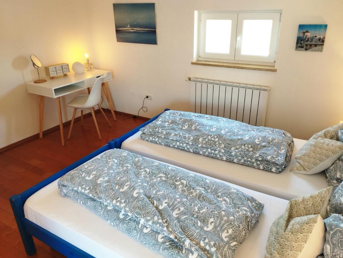 Apartment Sena Vodnjan Luaran gambar