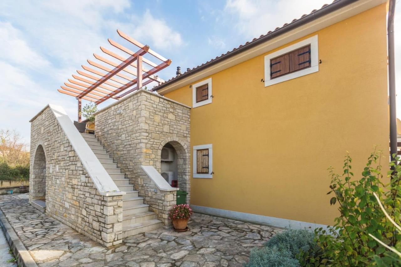 Apartment Sena Vodnjan Luaran gambar