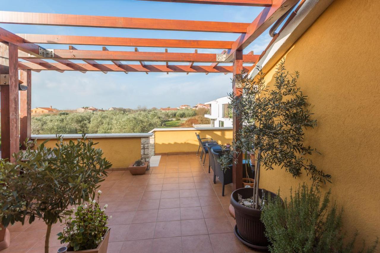 Apartment Sena Vodnjan Luaran gambar